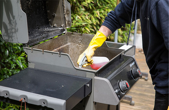 Professional Barbecue Cleaning in London by Fantastic Cleaners